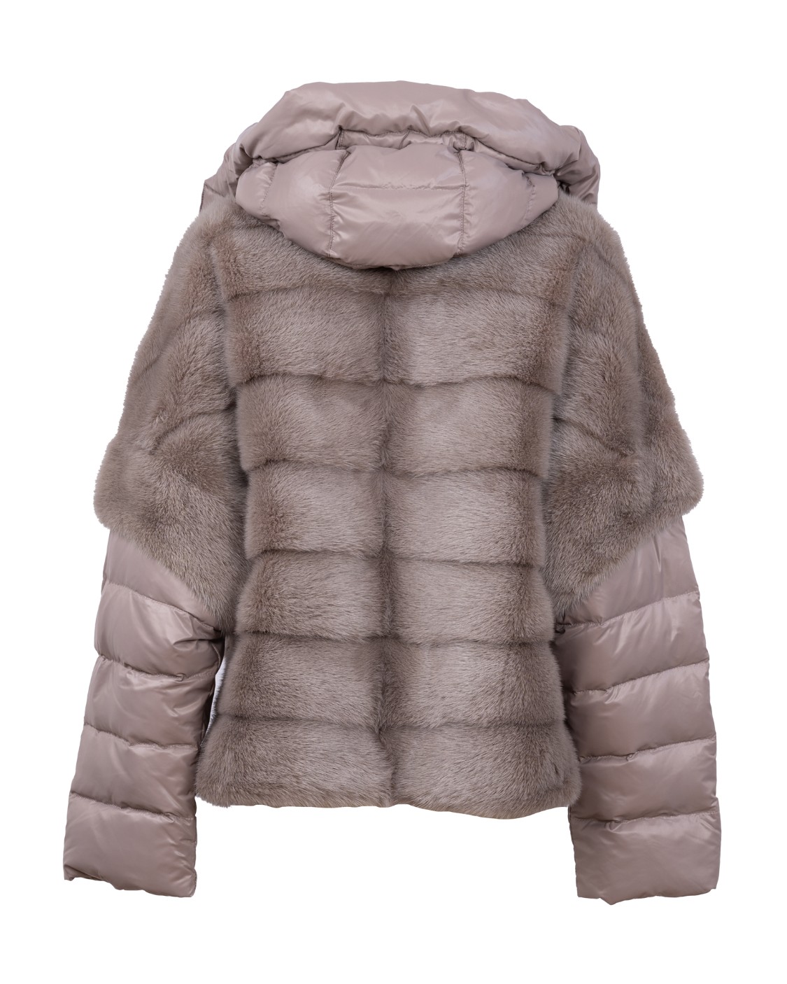 shop VIOLANTI Sales Giacchetto: Violanti pelliccia.
Cappuccio a contrasto rimovibile.
Maniche lunghe materiale a contrasto.
Chiusura frontale.
Vestibilità regolare.
Composizione: 100% Visone.
Fabbricato in Italia.. VL76 8000-809 number 4883405